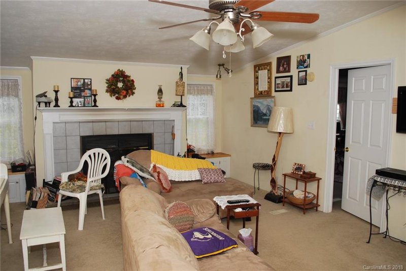 Property image 3 at 193 Little Farm Road, Statesville, NC 28625