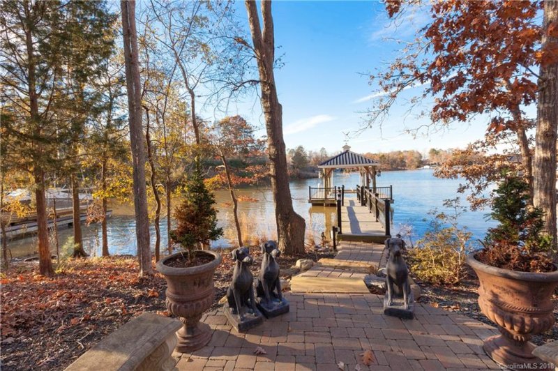 Property image 2 at 821 Cooks Cove Ridge, Clover, SC 29710