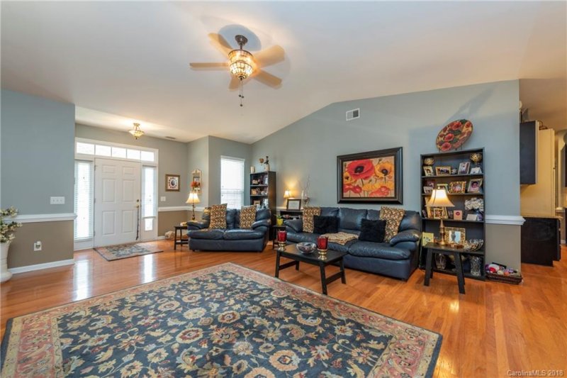 Property image 5 at 9024 Duckhorn Drive, Charlotte, NC 28277