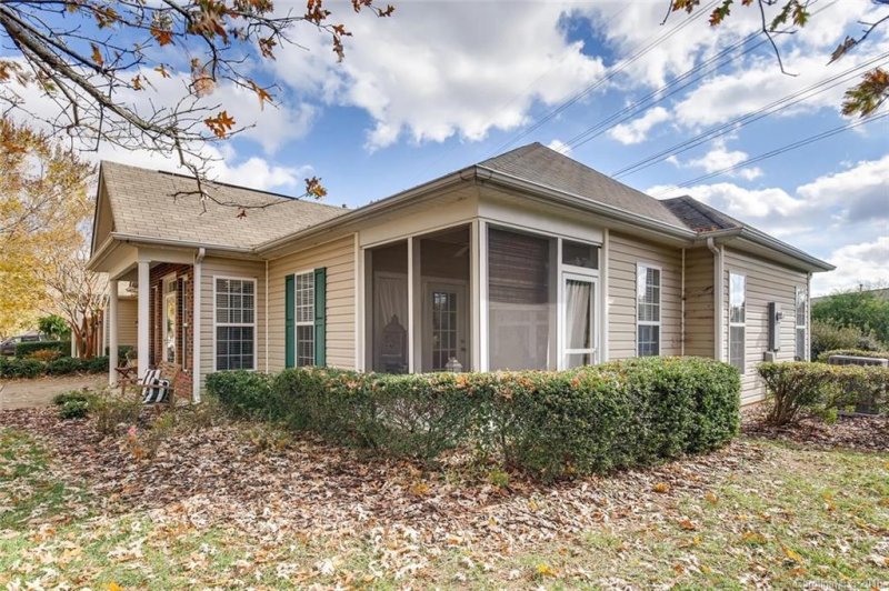 Property image 3 at 8606 Tayland Cellers Street, Charlotte, NC 28277
