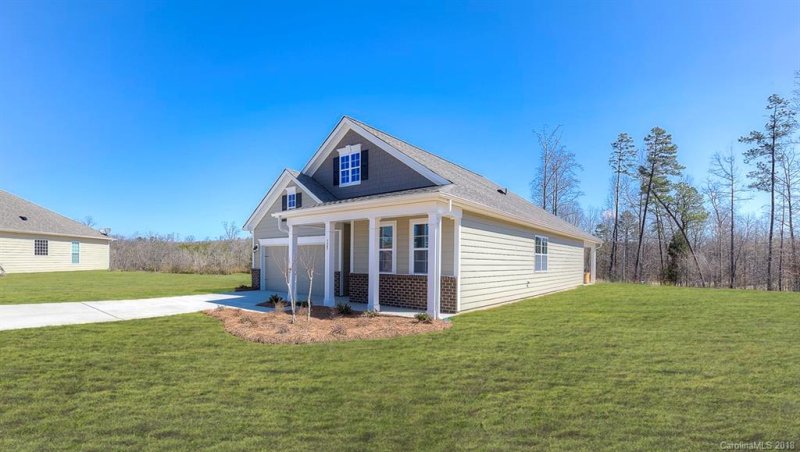 Property image 2 at 261 Robinwood Lane, Clover, SC 29710