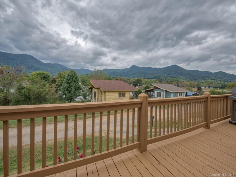 Property image 2 at 76 Carsen Loop, Waynesville, NC 28785