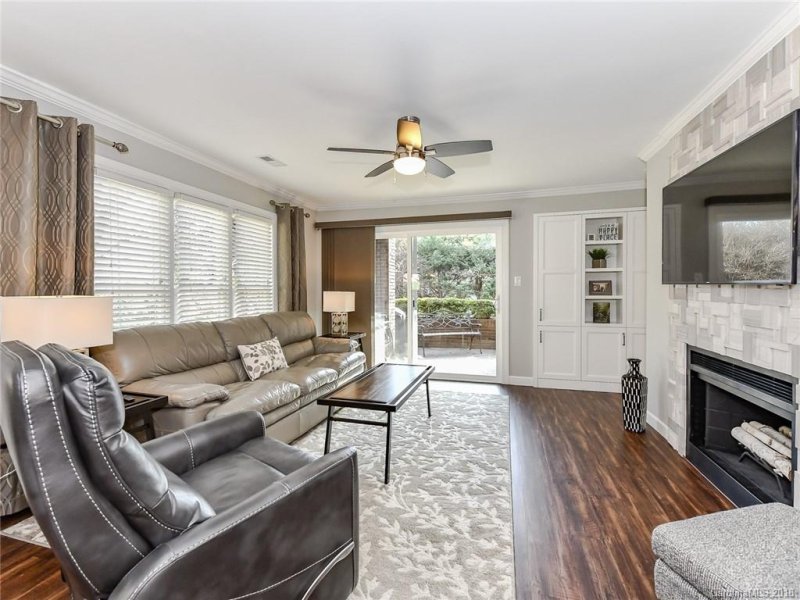 Property image 3 at 1109 Morehead Street, Charlotte, NC 28204