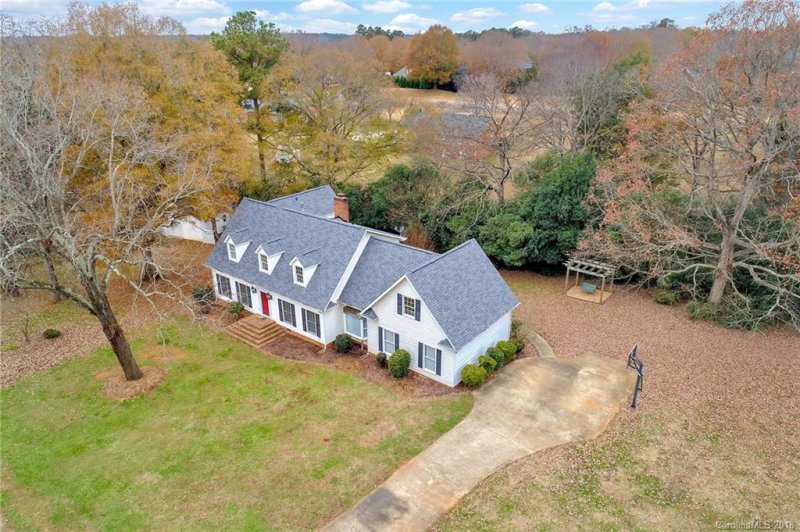 Property image 2 at 1240 Pinecrest Drive, Rock Hill, SC 29732