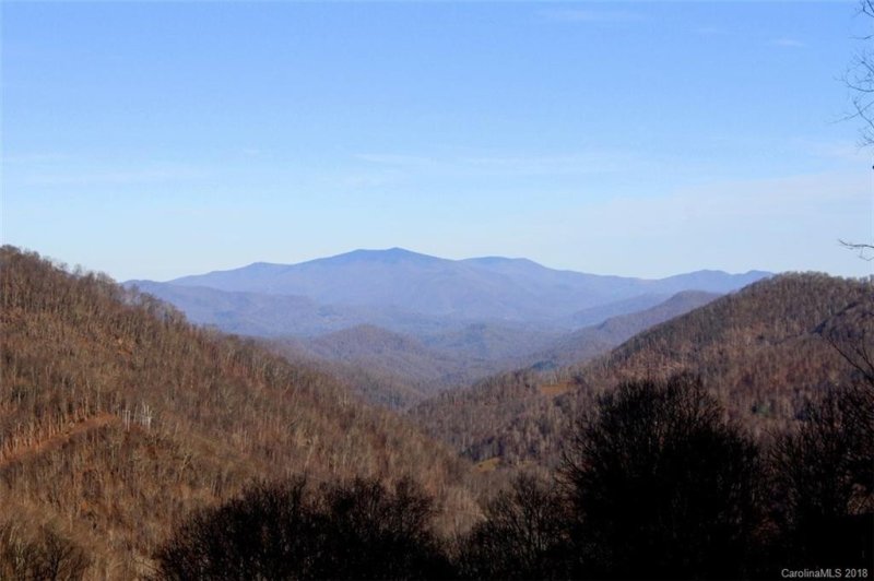 Property image 2 at 16 Mountain Gait Drive, Mars Hill, NC 28754