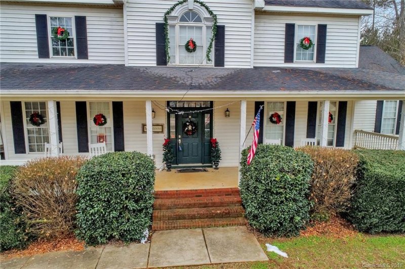 Property image 2 at 950 Silver Charm Lane, York, SC 29745