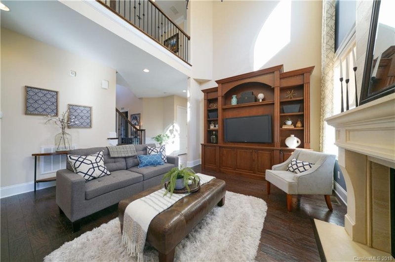 Property image 3 at 7333 Edenbridge Lane, Charlotte, NC 28226