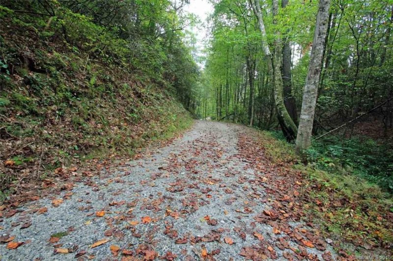 12 Double Creek Drive