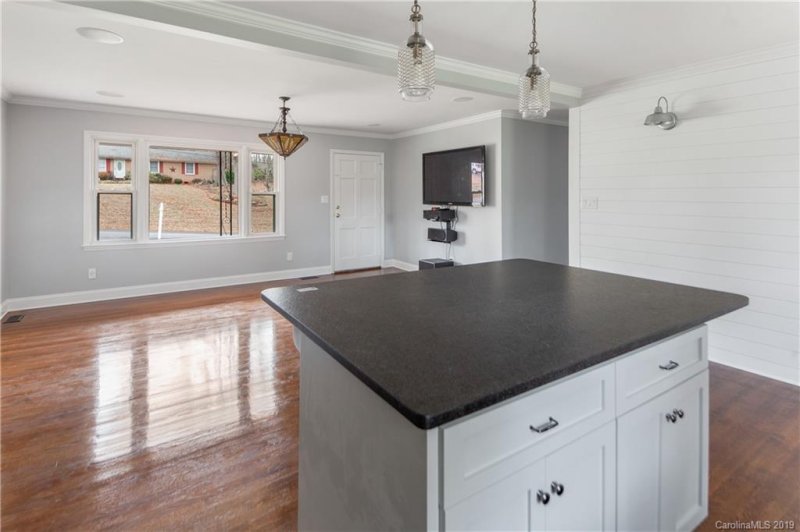 Property image 3 at 220 Johnston Drive, Belmont, NC 28012