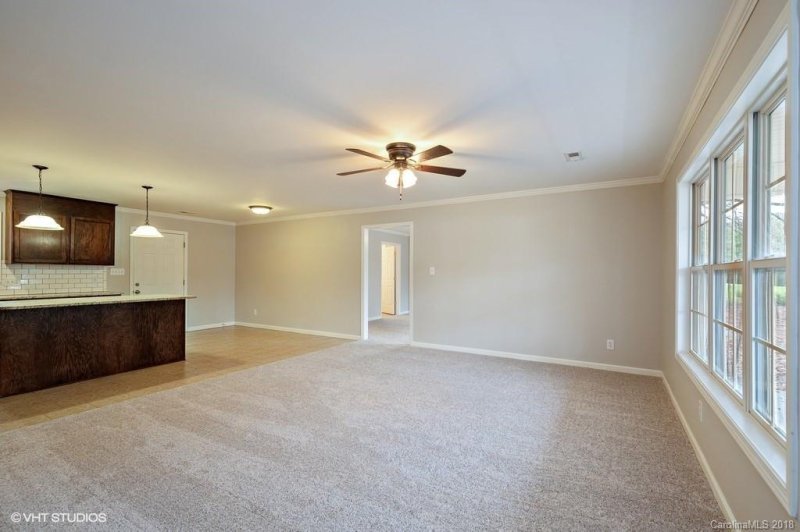 Property image 4 at 122 Braxton Drive, Statesville, NC 28677