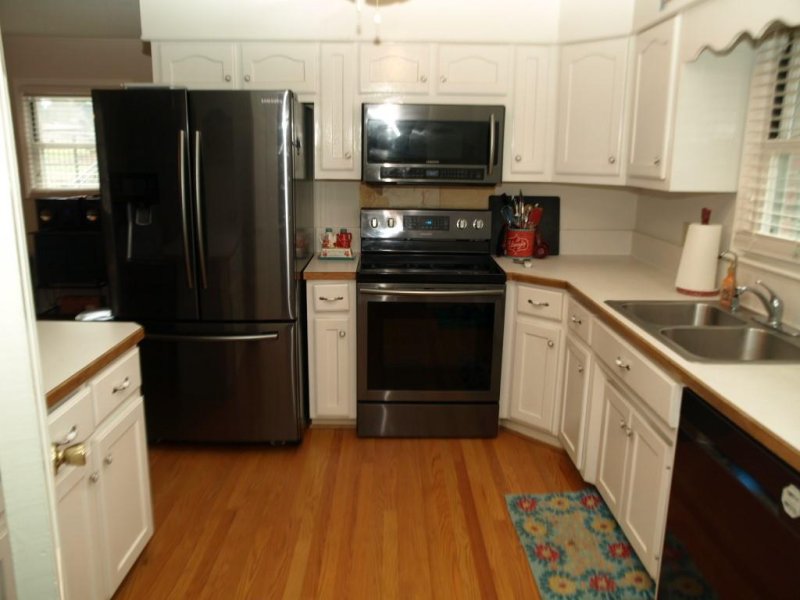 Property image 5 at 215 Johnston Drive, Belmont, NC 28012