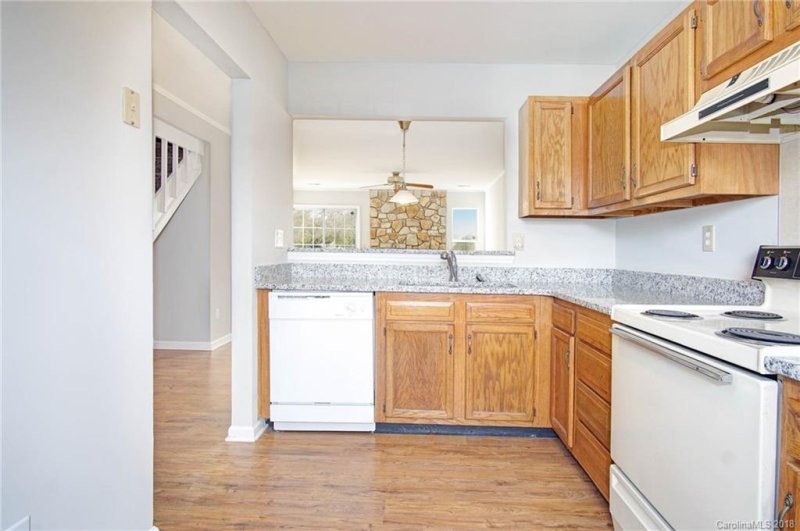 Property image 2 at 8228 Golf Ridge Drive, Charlotte, NC 28277