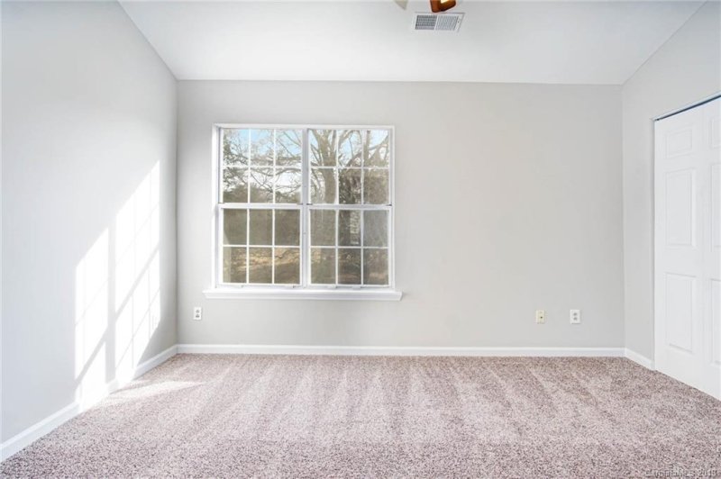 Property image 4 at 8228 Golf Ridge Drive, Charlotte, NC 28277