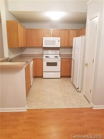 Property image 2 at 6233 Linda Vista Lane, Charlotte, NC 28216