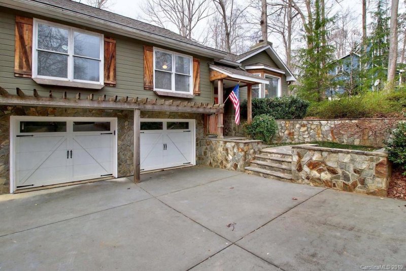 Property image 3 at 1043 Palomino Lane, Catawba, NC 28609