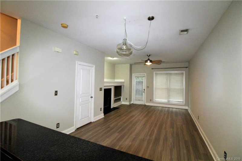 Property image 5 at 1057 Park West Drive, Charlotte, NC 28209