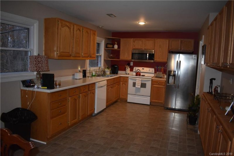 Property image 2 at 15 Lynwood Circle, York, SC 29745