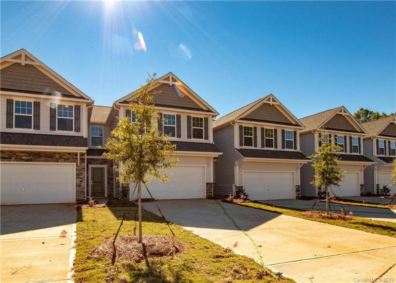 Property image 2 at 613 Samet Street, Fort Mill, SC 29715