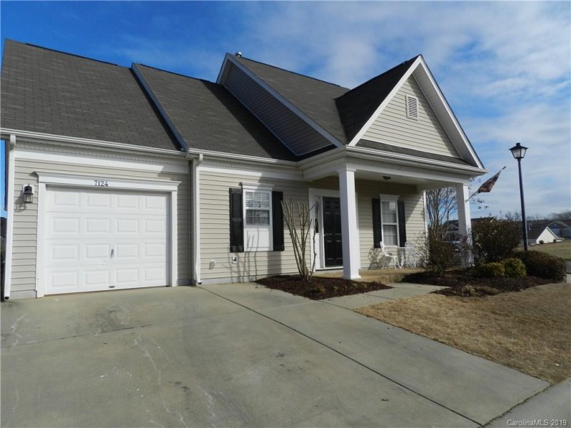 Property image 2 at 7124 Caggy Lane, Fort Mill, SC 29707