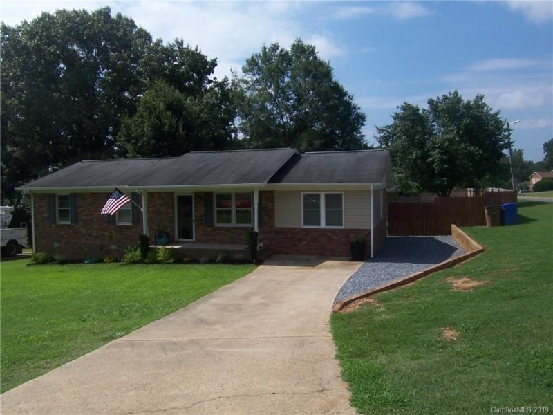 Property image 2 at 619 Blythe Road, Shelby, NC 28152