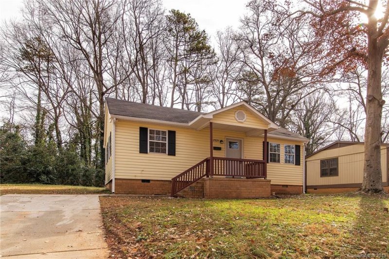 Property image 2 at 2521 Faber Street, Charlotte, NC 28208