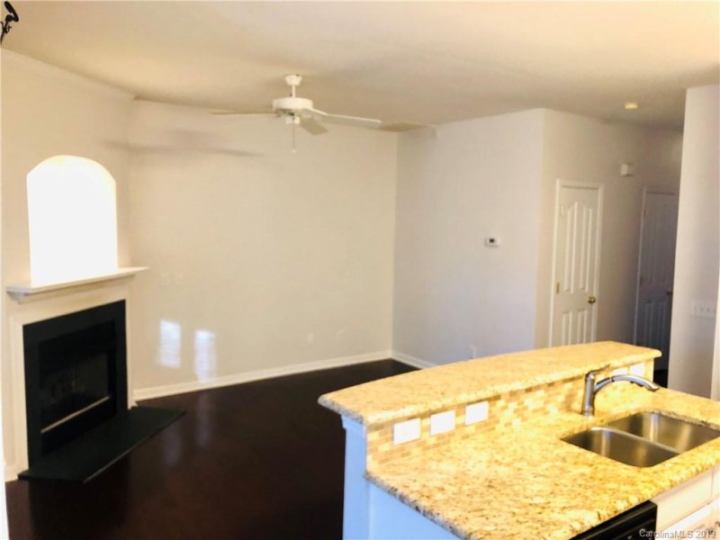 Property image 3 at 10747 Essex Hall Drive, Charlotte, NC 28277