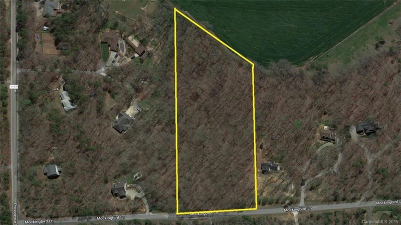 4 Ac Mockingbird Lane