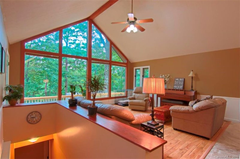 Property image 4 at 723 Burnside Trail, Hendersonville, NC 28792