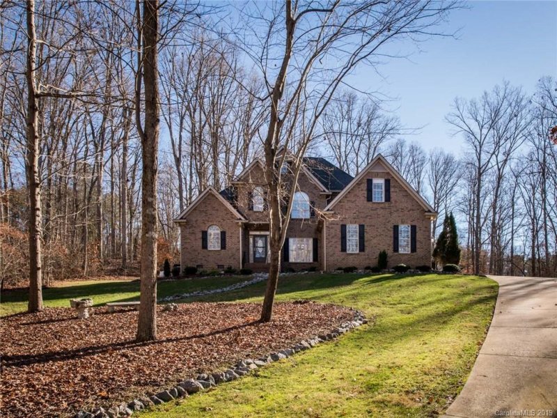 Property image 2 at 171 Greenbay Road, Mooresville, NC 28117