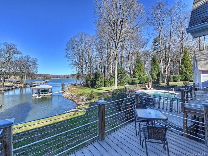 Property image 3 at 177 Patternote Road, Mooresville, NC 28117