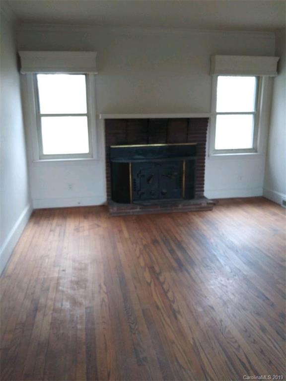 Property image 2 at 721 Dewolfe Street, Charlotte, NC 28208