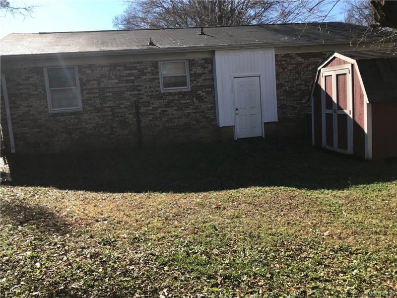 Property image 3 at 618 Walls Street, Gastonia, NC 28054