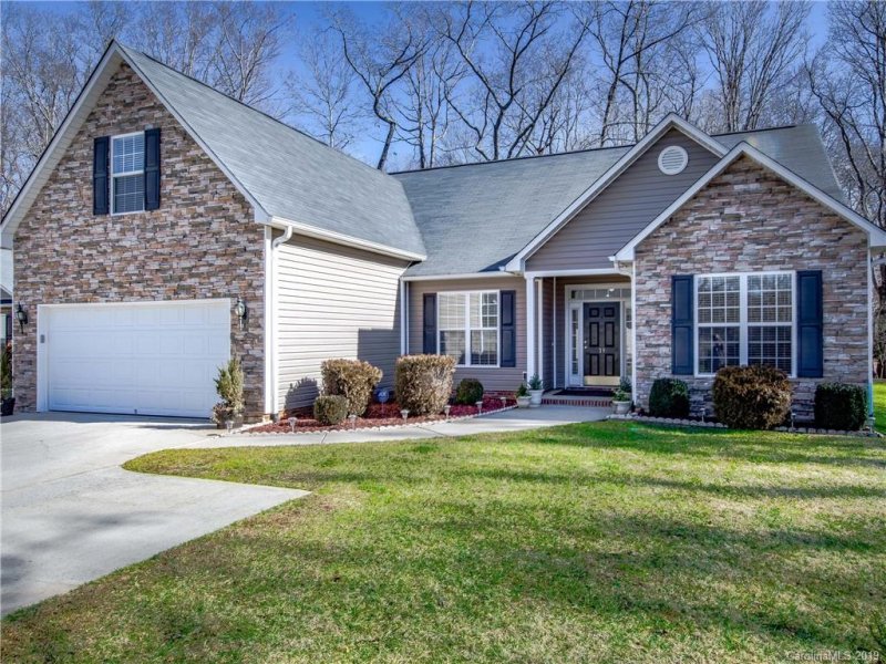 Property image 2 at 19 Hollow Crest Way, Arden, NC 28704