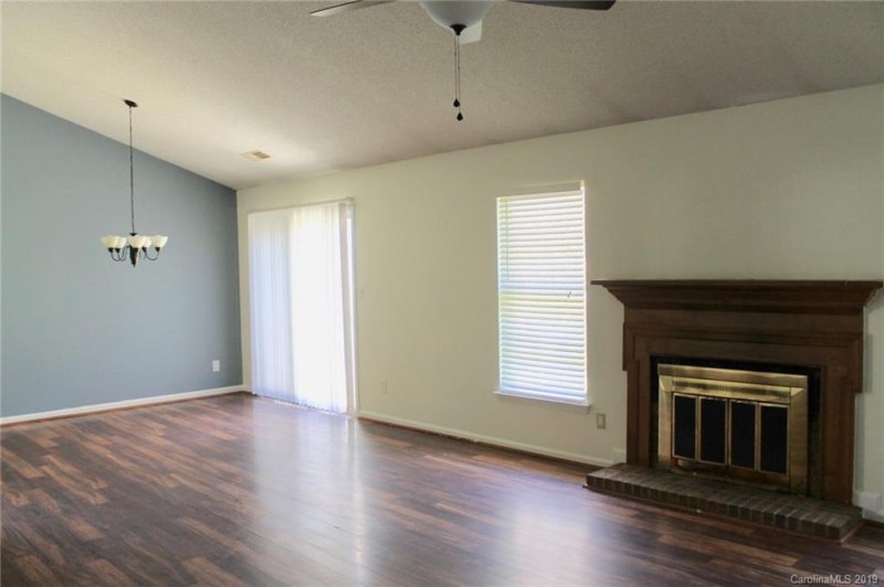 Property image 5 at 9509 Secretariat Drive, Charlotte, NC 28216