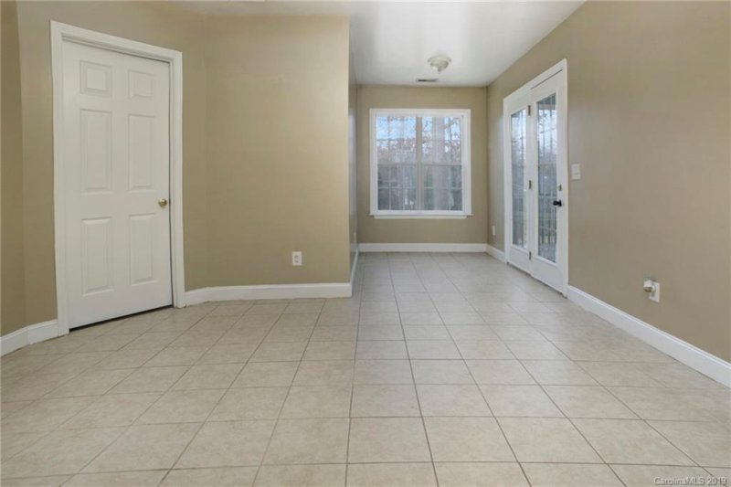 Property image 4 at 2013 Forget Me Not Lane, Wingate, NC 28174