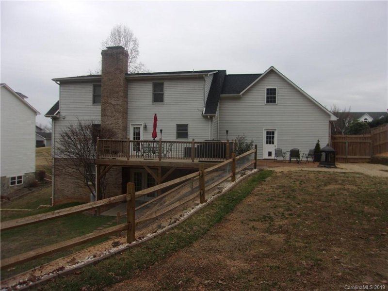 Property image 3 at 6063 Gold Creek Estates Drive, Hickory, NC 28601