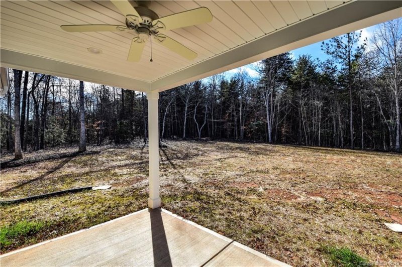 Property image 3 at 1991 Lynmore Drive, Sherrills Ford, NC 28673