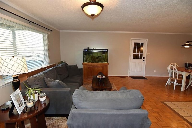 Property image 5 at 1553 Castell Lane, Hickory, NC 28601