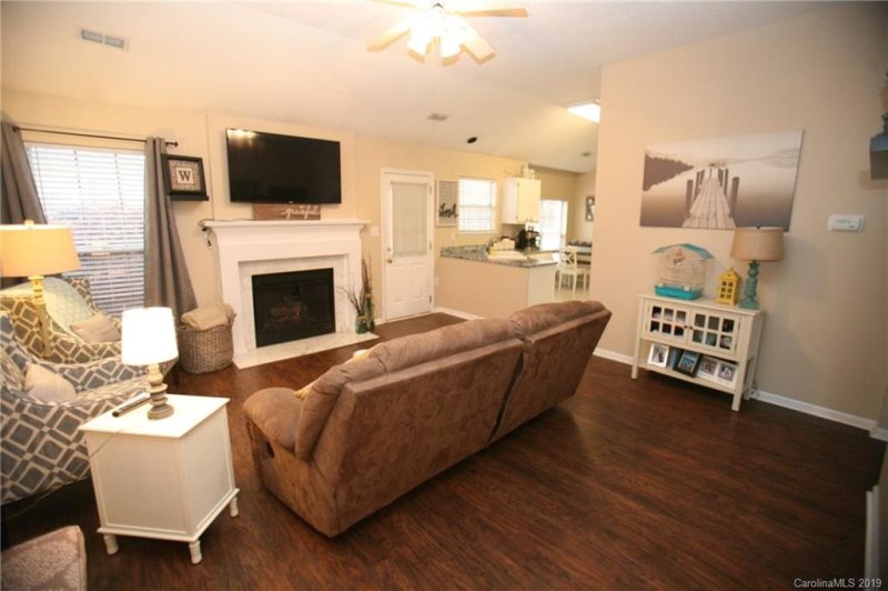 Property image 3 at 1986 Stratton Court, Kannapolis, NC 28081