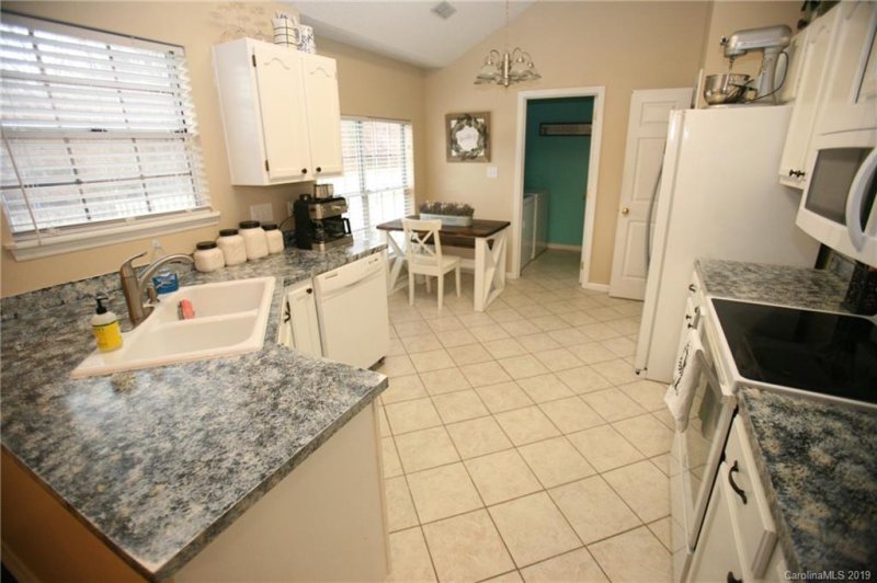 Property image 5 at 1986 Stratton Court, Kannapolis, NC 28081