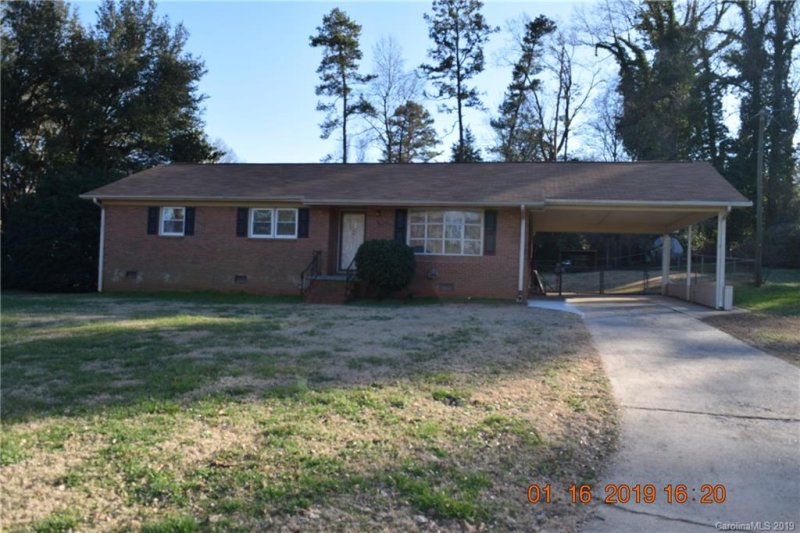 Property image 2 at 5 Spruce Pine Drive, Belmont, NC 28012