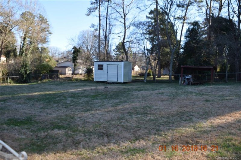 Property image 4 at 5 Spruce Pine Drive, Belmont, NC 28012