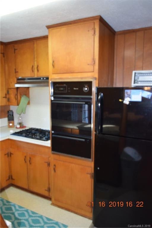 Property image 5 at 5 Spruce Pine Drive, Belmont, NC 28012