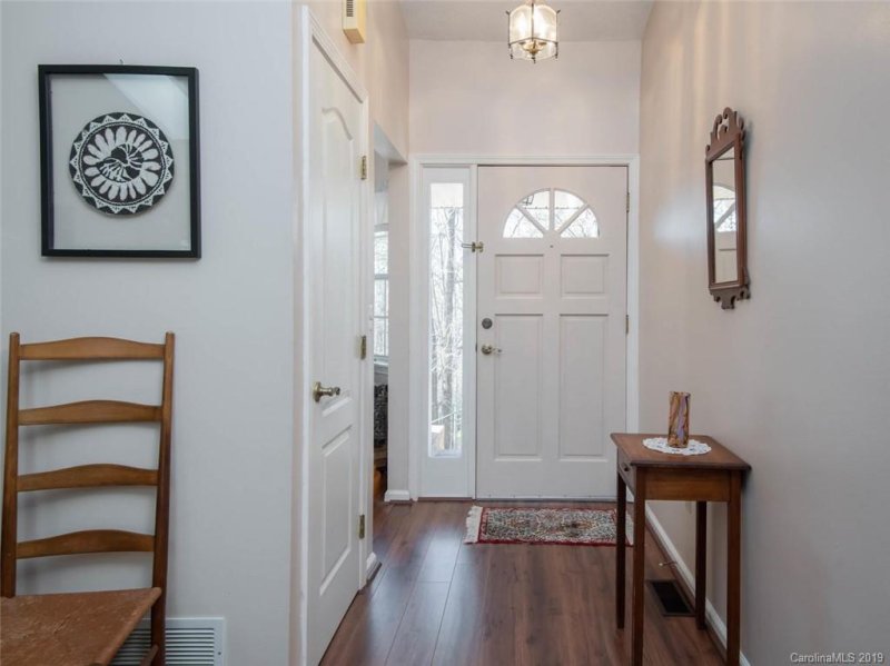 Property image 3 at 309 Derby Lane, Hendersonville, NC 28739