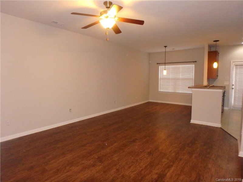 Property image 2 at 4751 Craigmoss Lane, Charlotte, NC 28278