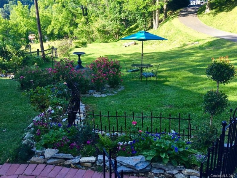 Property image 2 at 36 Brookside Lane, Maggie Valley, NC 28751