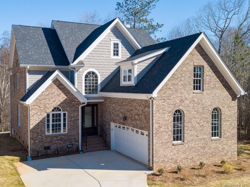 5456 S Oakmont Street