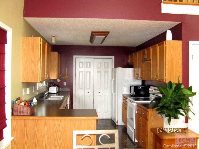 Property image 5 at 3381 Stones Throw Drive, Valdese, NC 28690