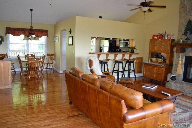 Property image 5 at 3389 Stones Throw Drive, Valdese, NC 28690