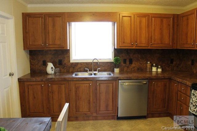 Property image 2 at 2984 Dalton Drive, Morganton, NC 28655